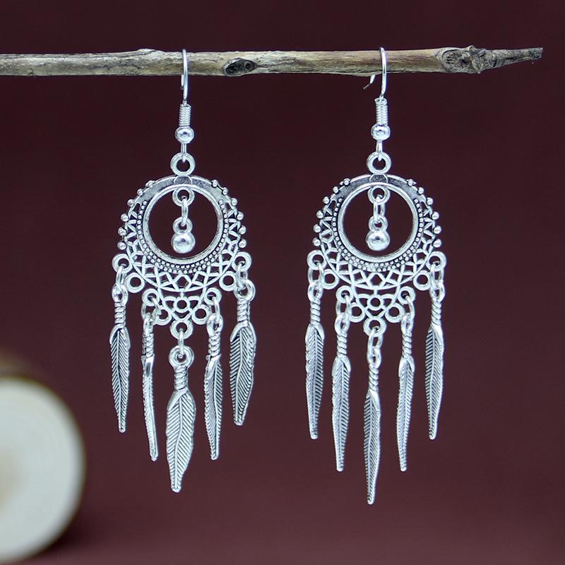 Vintage Bohemian Earrings Female Pop Versatile Fringed Earrings Minority Wind Leaf Ear Jewelry