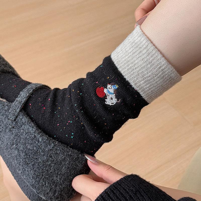 Children's Wool Socks for Autumn and Winter, Thick and Warm Cotton Socks, Cute Apple and Dog Cartoon Embroidered Cashmere Puff Socks