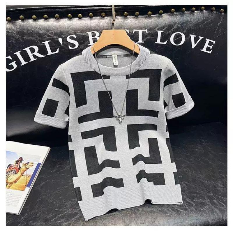 Spring and Autumn Geometric Pattern Base Shirt for Men, Slim Fit Casual Short Sleeve Knit Top