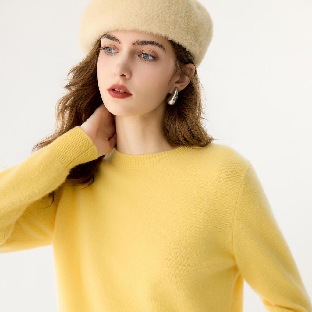 Women's Round Neck Cashmere Sweater - Solid Color, Thick Base Layer, Long Sleeves for Autumn/Winter