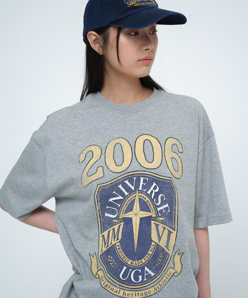Yunibeoseugameonteu Htg Emblem T-Shirt_Melange Grey