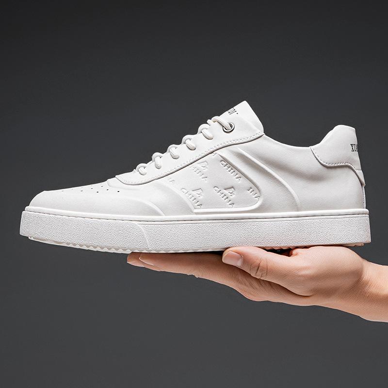 Extra large size men's shoes spring 2025 new trend board shoes British style color polishing casual shoes soft sole white shoes men