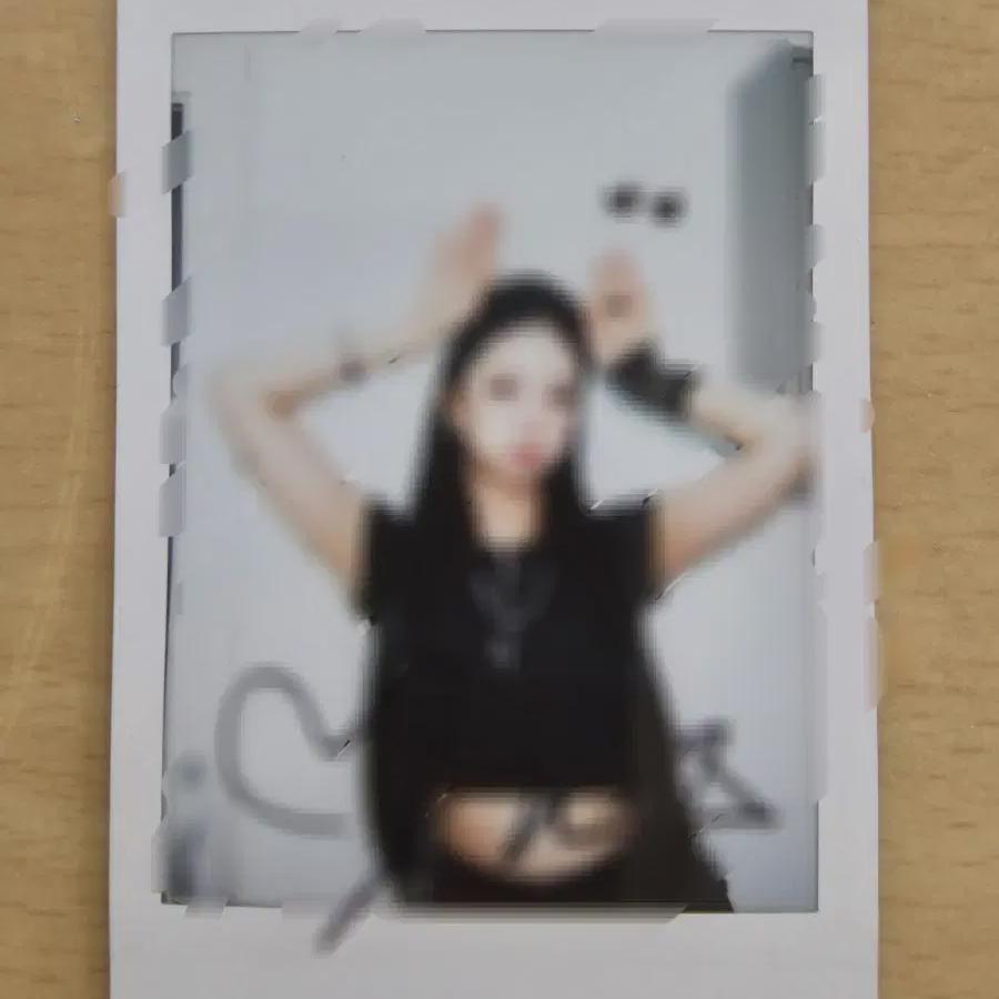 Kep1er Bubble Gum Sign Polaroid Choi Yu-jin