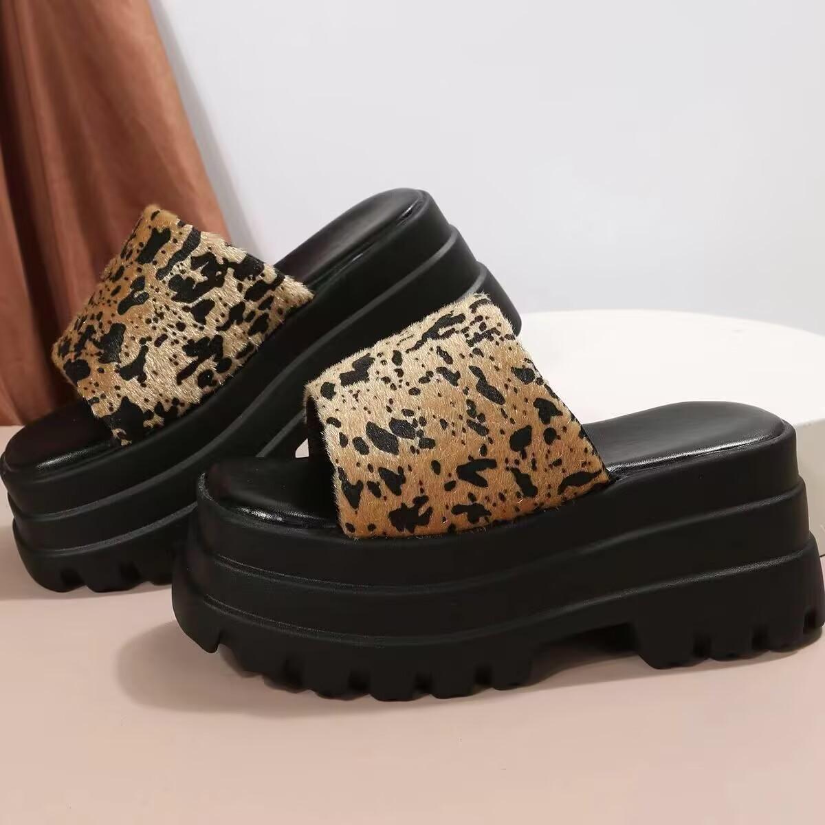

Літні нові платформні тапочки жіночі модні відкритими носками на схилах на високих підборах, прохолодні тапочки, жіночі сандалі з кексами, легкі, на високих підборах 43 леопард друку кольору