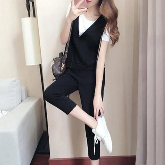 2024 Summer Plus Size Three-Piece Set: Short Sleeve Top, Vest & Capri Pants for Women