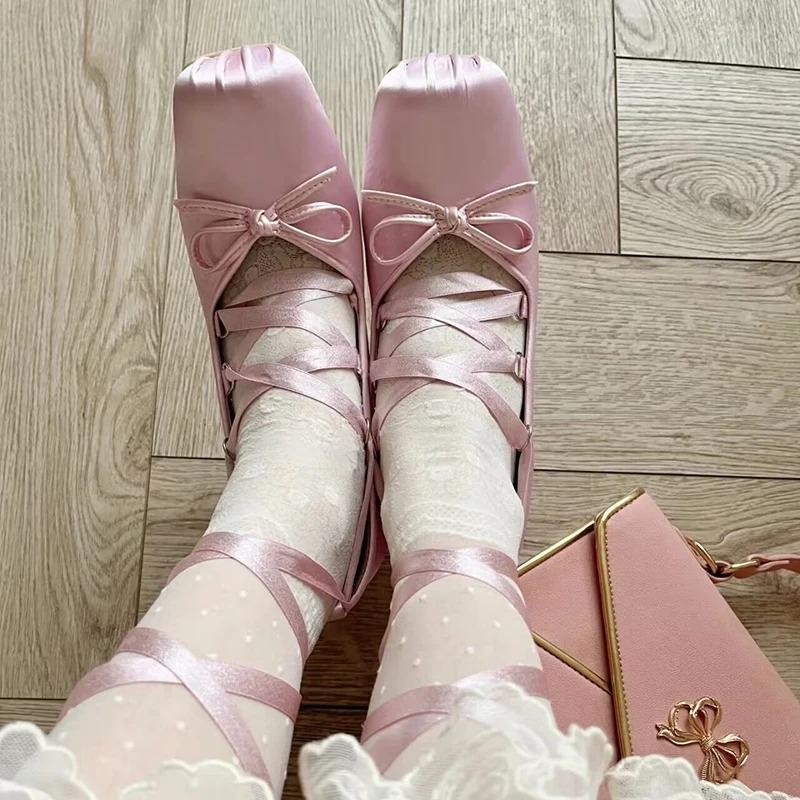Seiden Quadratische Zehenspitze Damen Hoher Absatz Ballerinas Schnürung Mode Damen Pumps Klobige Absätze Lolita Schuhe Damen Mary Janes Schuhe