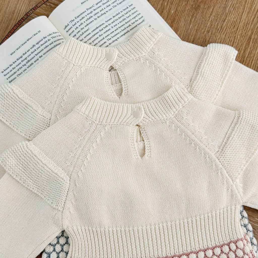 Handgemachter Baumwoll-Häkel-Blumen-Bubble-Romper für Säuglings- und Kleinkindmädchen - Herbst/Frühling