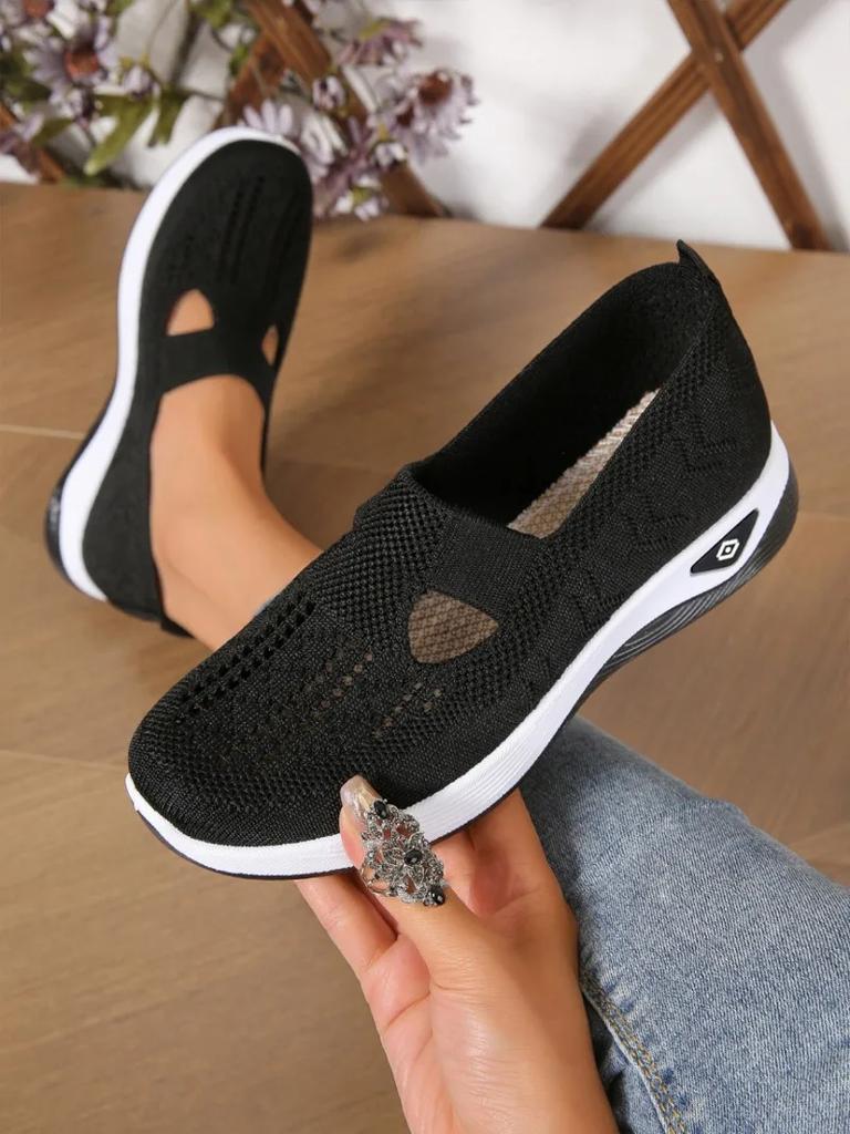 Women Flats Soft Sole Knitted Sneakers Women Breathable Comfort Loafers Casual Sports Shoes Woman Lightweight Hollow Out Shoes