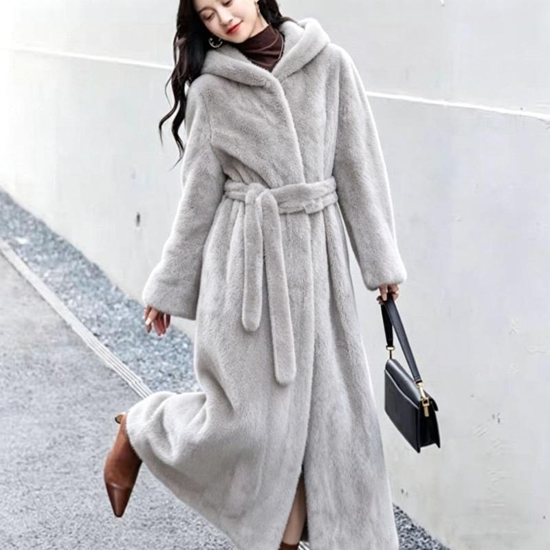 Winter extended imitation fur coat women`s