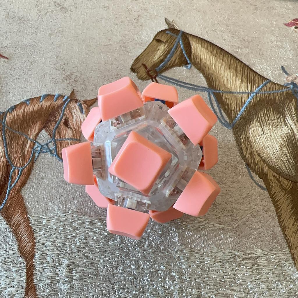 Botão de descompressão 12 teclas Luz piscante Bola cubo mágico Botão de descompressão Bola teclado Botão de pressionar com a ponta do dedo Brinquedo de eixo de teste