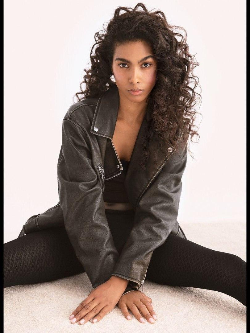 

Rajstopy Fiore G 6099 Aquatic 40 den 2-4 Fiore