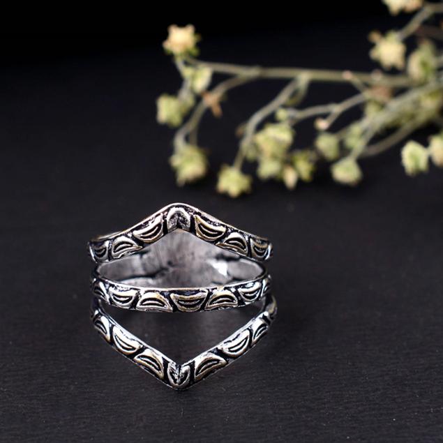 Handmade Arthritis Support Ring – Adjustable Silver Therapy Splint for Fingers