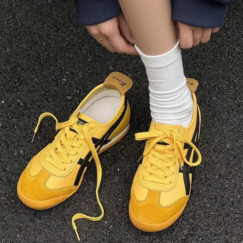 Internet Celebrity Spot Red Dexun Shoes 2025 New Retro Forrest Gump Shoes Women's Flat-bottomed Sports Style Casual Board Shoes Women