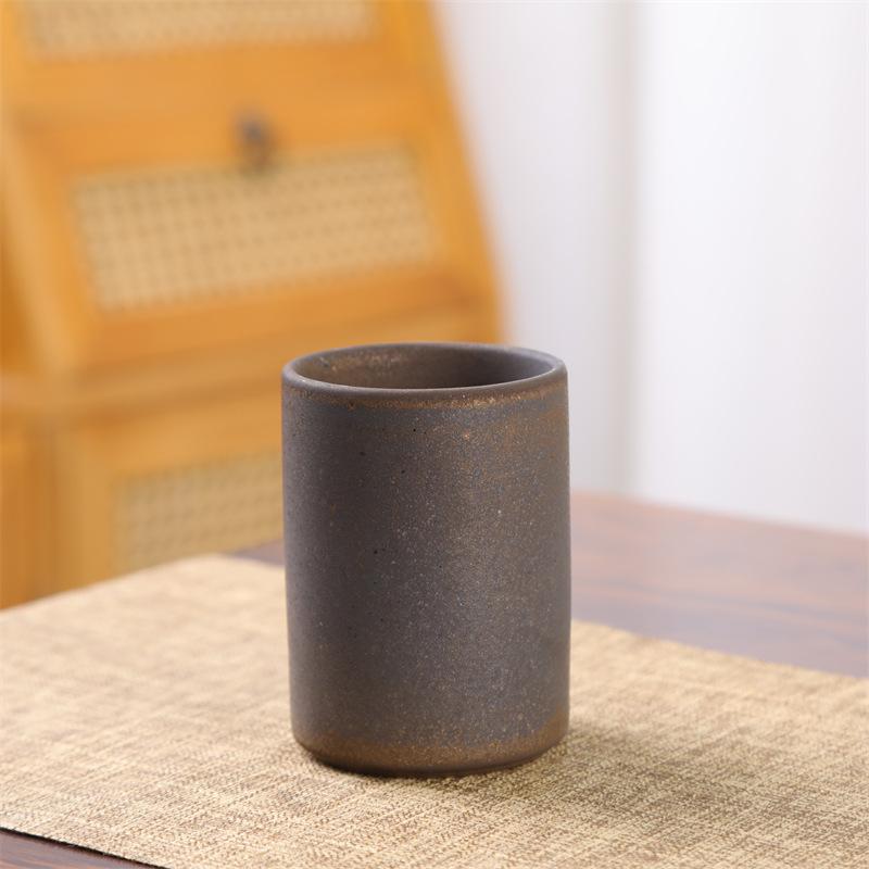 

Хит продаж Ретро керамическая чашка Ветер Маленькая емкость Чашка для воды Высокая ценность Креативная грубая керамика Кофейная чашка 225ml