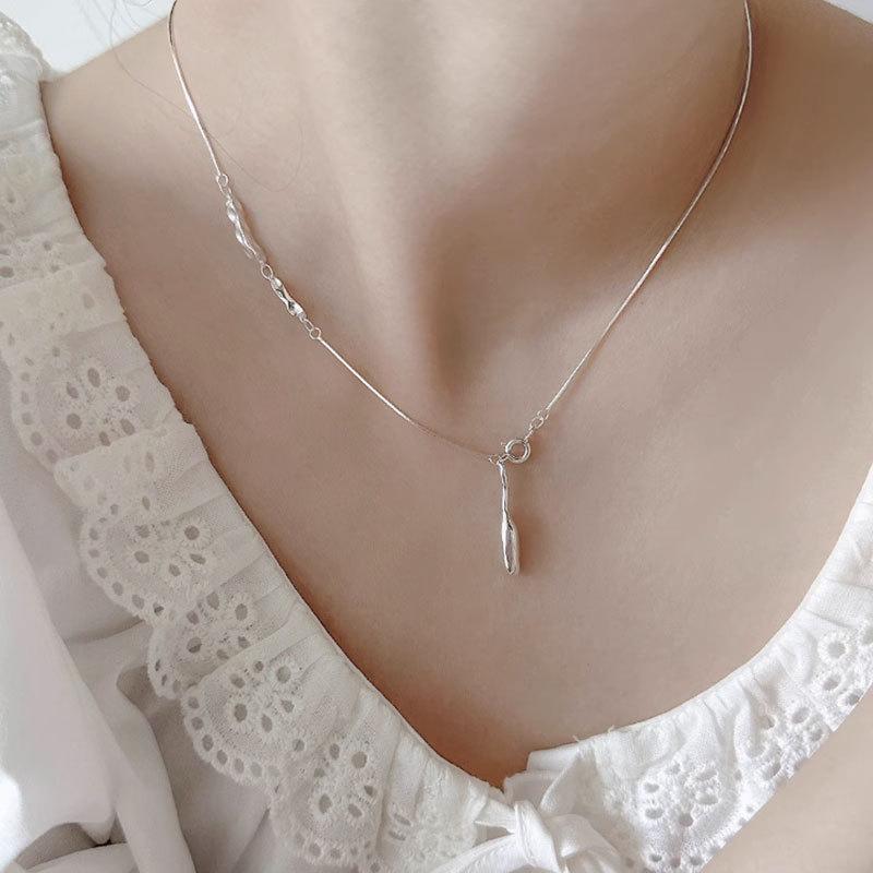 Stacked Lava Droplet Necklace, Pearl Collarbone Chain, Niche High-end Feeling, Snake Bone Chain, New Style