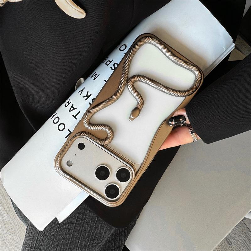Personalized Snake Design Heat Dissipation Protective Case for iPhone 11-17 Pro Max (Soft Shell)