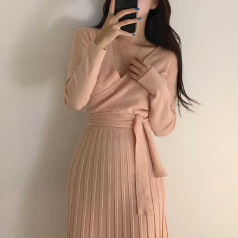 

Эластичное женское трикотажное облегающее платье-карандаш, новинка 2024 года, весна-зима, однотонное платье Vestidos с длинным рукавом и v-образным вырезом, тонкое женское шикарное корейское платье S розовый