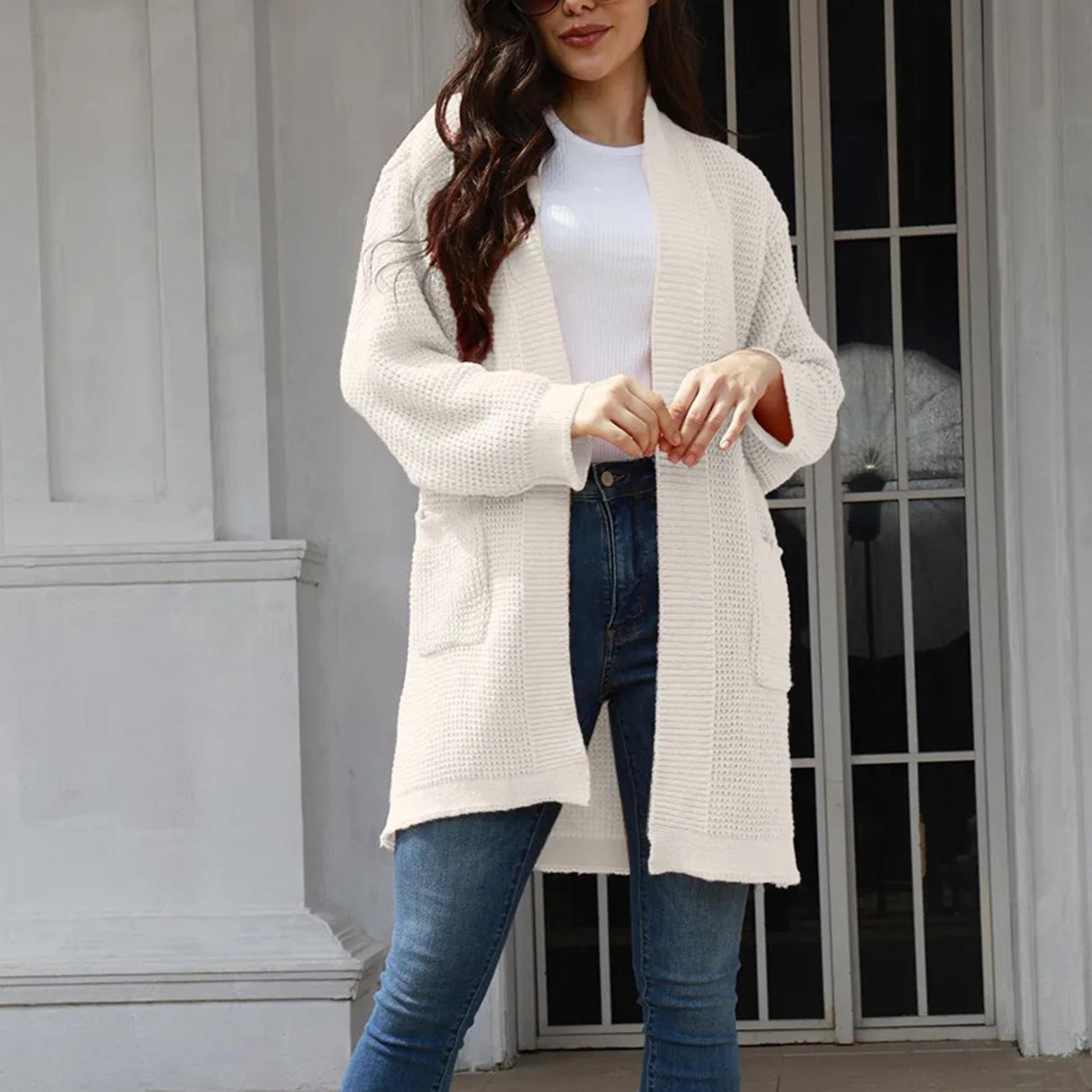 

Женский свободный вязаный кардиган средней длины с капюшоном и карманами M белый