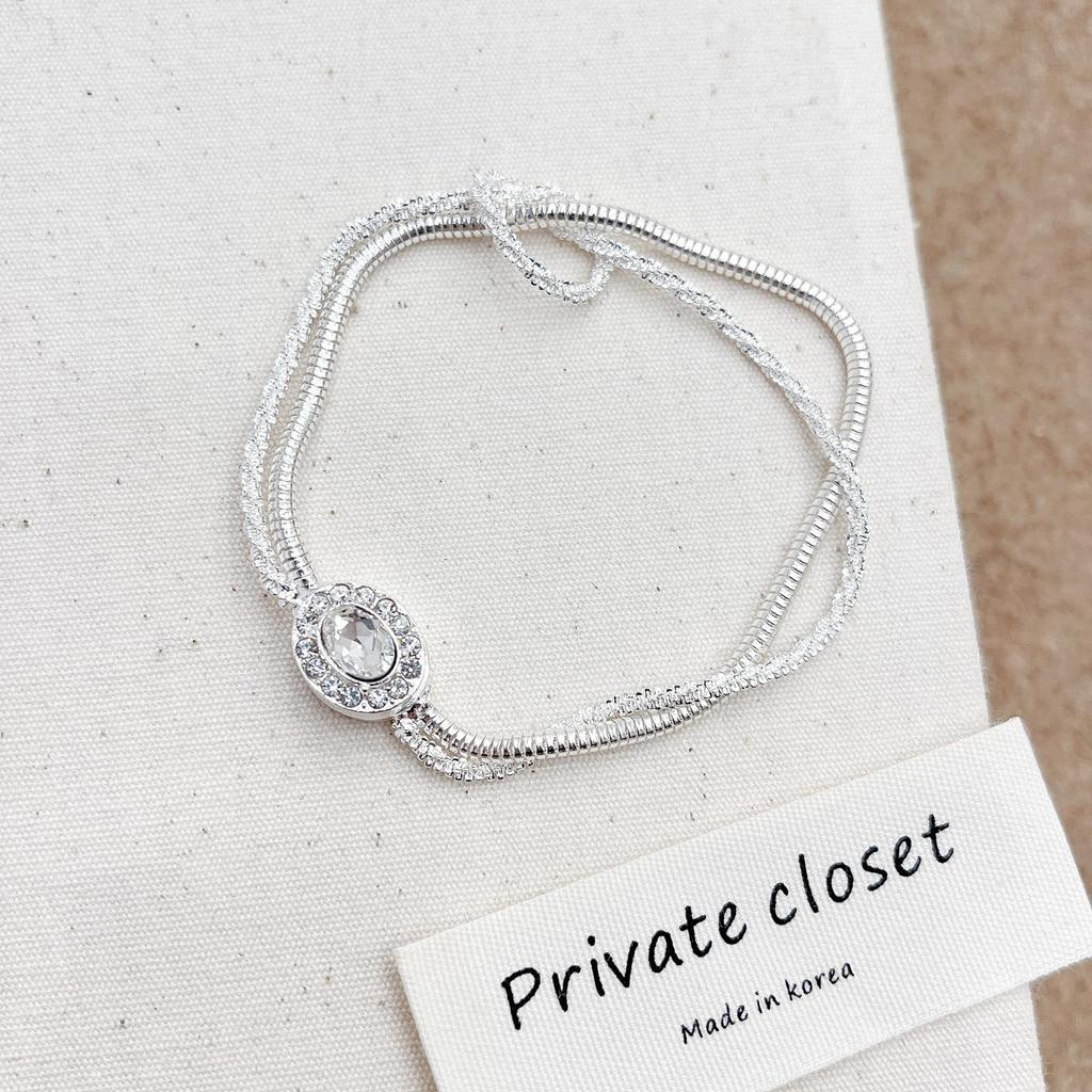 Elegant Double-Layer Gold Wire-Wrapped Bracelet for Women - Luxurious, Soft, Exquisite, and Ideal for Stacking.