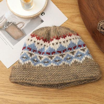 Retro Ethnischer Stil Handgefertigt Jacquard Gestrickt Mütze ohne Krempe Damen Herbst und Winter Aufgerollter Rand Vielseitig Verdickt für Wärme Fischerhut