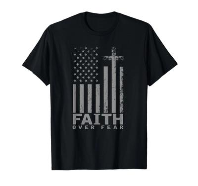 Amerika Stolz US-Flagge Glaube Über Angst Gebet T-Shirt