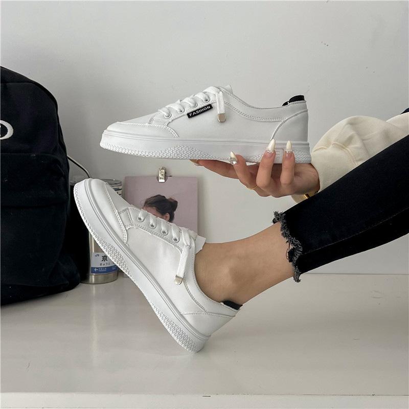 Little White Shoes Children's Spring, Autumn and Summer 2025 New Versatile Women's Shoes Korean Version Casual Sports Flat Shoes Board Shoes