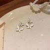 1 Pair Women White Butterfly Stud Earrings Hypoallergenic Lightweight Dual Butterflies Girls Metal Earrings Fashion Jewelry Accessories