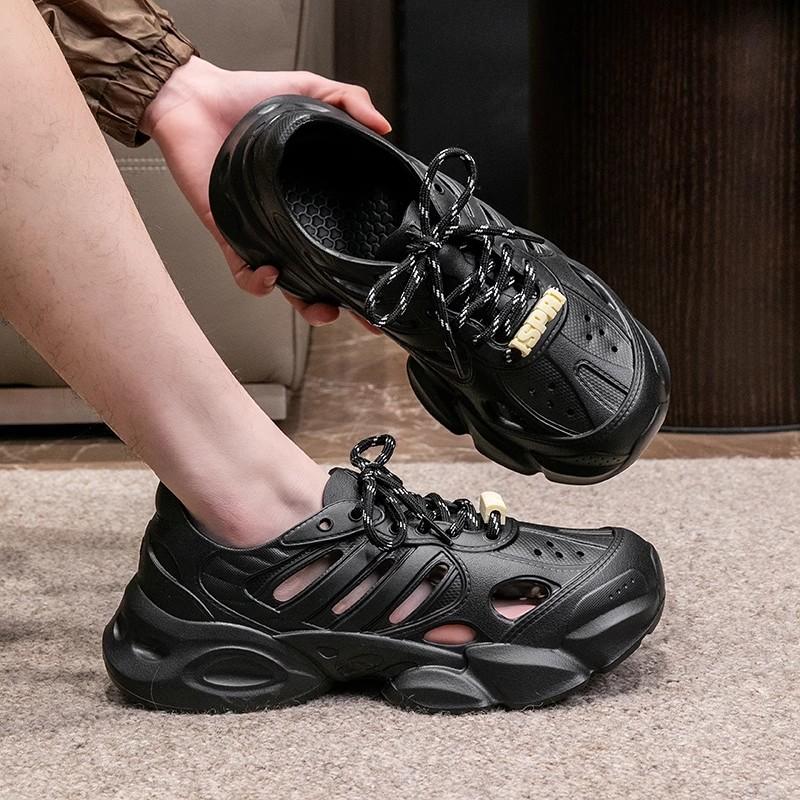 

Summer 2025 New Men s Sandals Hollow Men s Casual Shoes Breathable Outdoor Sandals Men s Beach Shoes Slippers Fashion Hole Shoes 42-43 чёрный