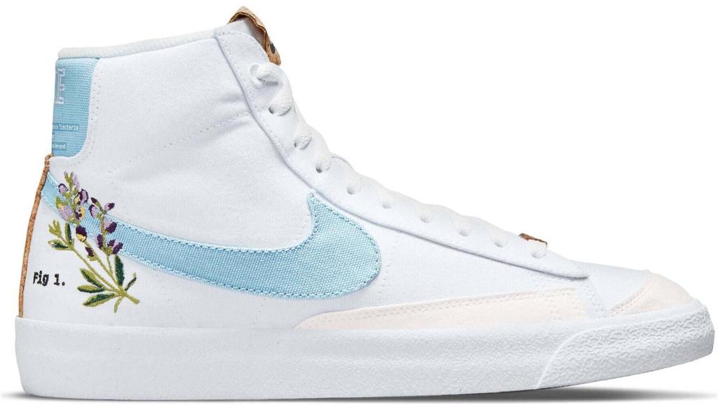 Nike Blazer Mid '77 Sneakers