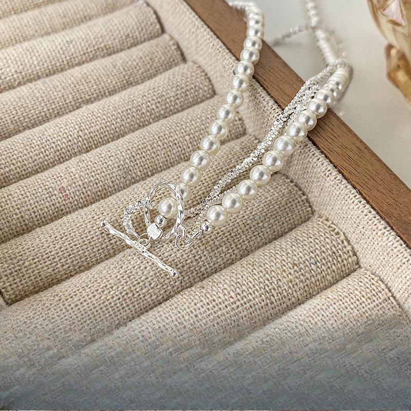 Double Layer Pearl Necklace with Starry Chain All Over The Sky French Retro Light Luxury Style Collarbone Chain with Elegant Temperament