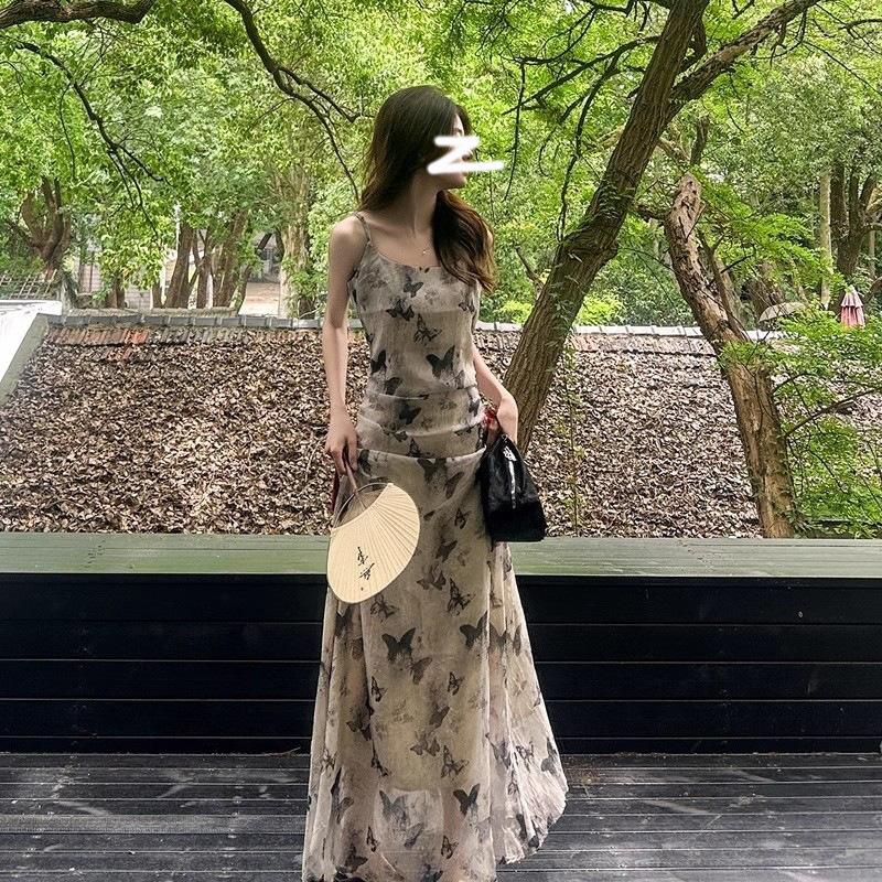 Cold ink butterfly floral suspender dress women's summer new French chic beautiful temperament dress