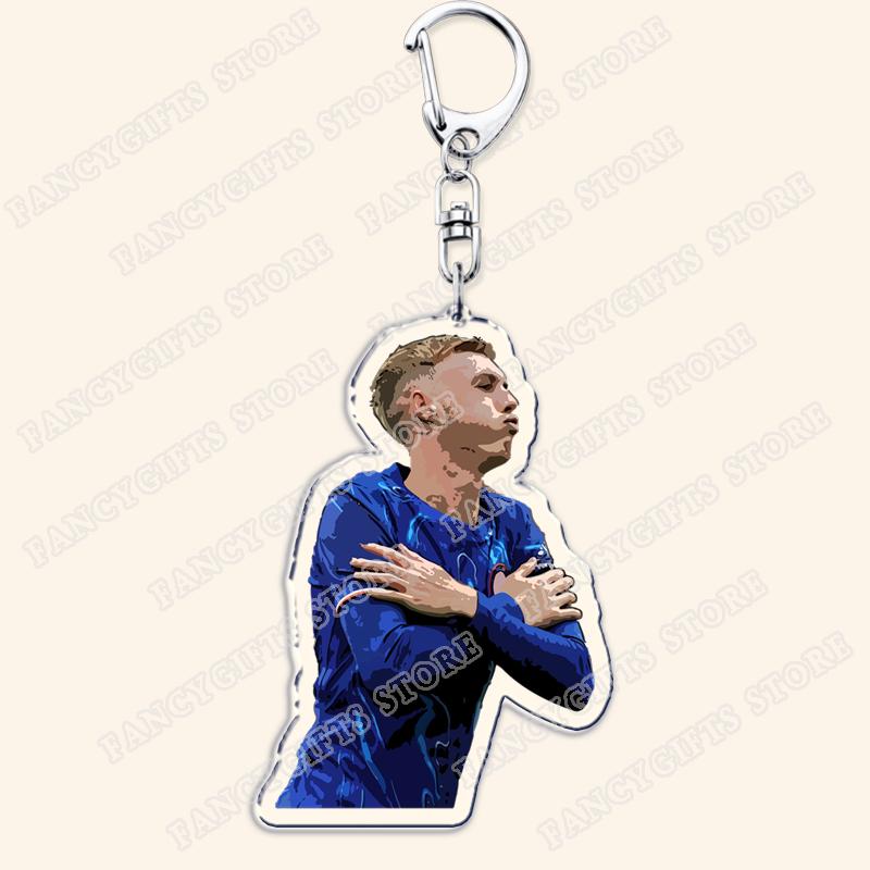Popular Soccer Ball Player Keychains for Accessories Bag Football Key Chain Ring Fans Gifts Friends Keyrings 4