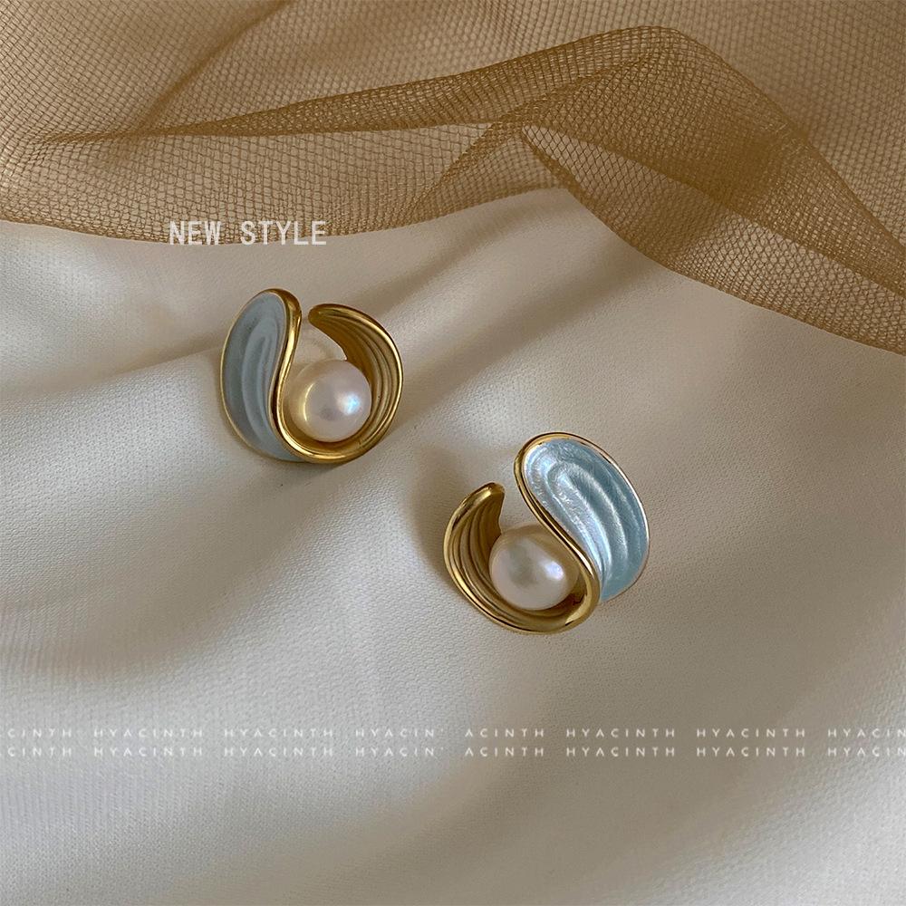 1 Pair Elegant Simulation Pearl Stud Earrings For Women Fashion Girl Party Jewelry Accessories
