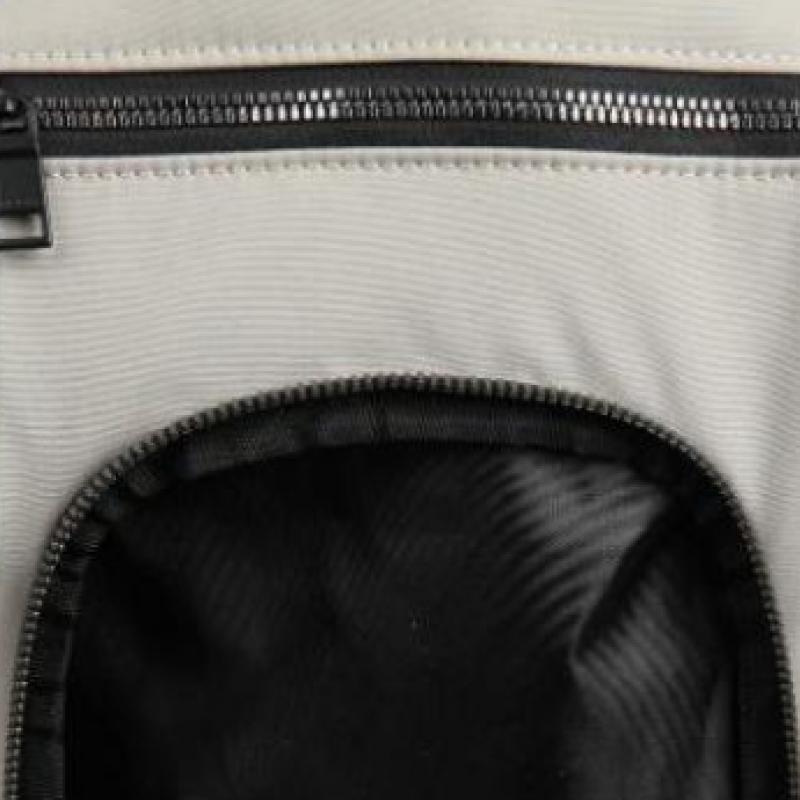 Ecco Golf Unisex Geantă Caddy cu Suport și Buzunare Multiple Carbon Eseacb30000