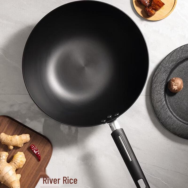 COOKER KING Nitrided Cast Iron Wok 32cm