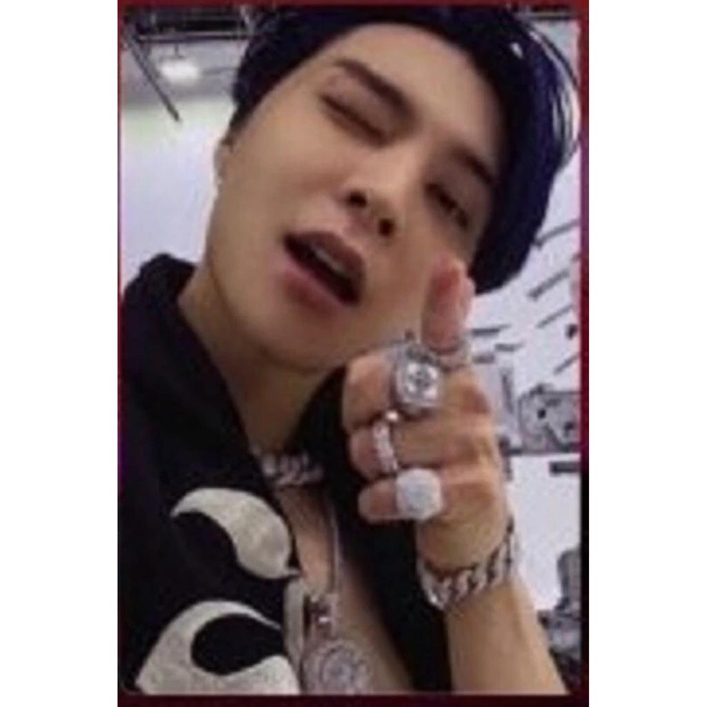 NCT 127 NCT127 4th ALBUM 2 BADDIES OFFICIAL PHOTO CARD