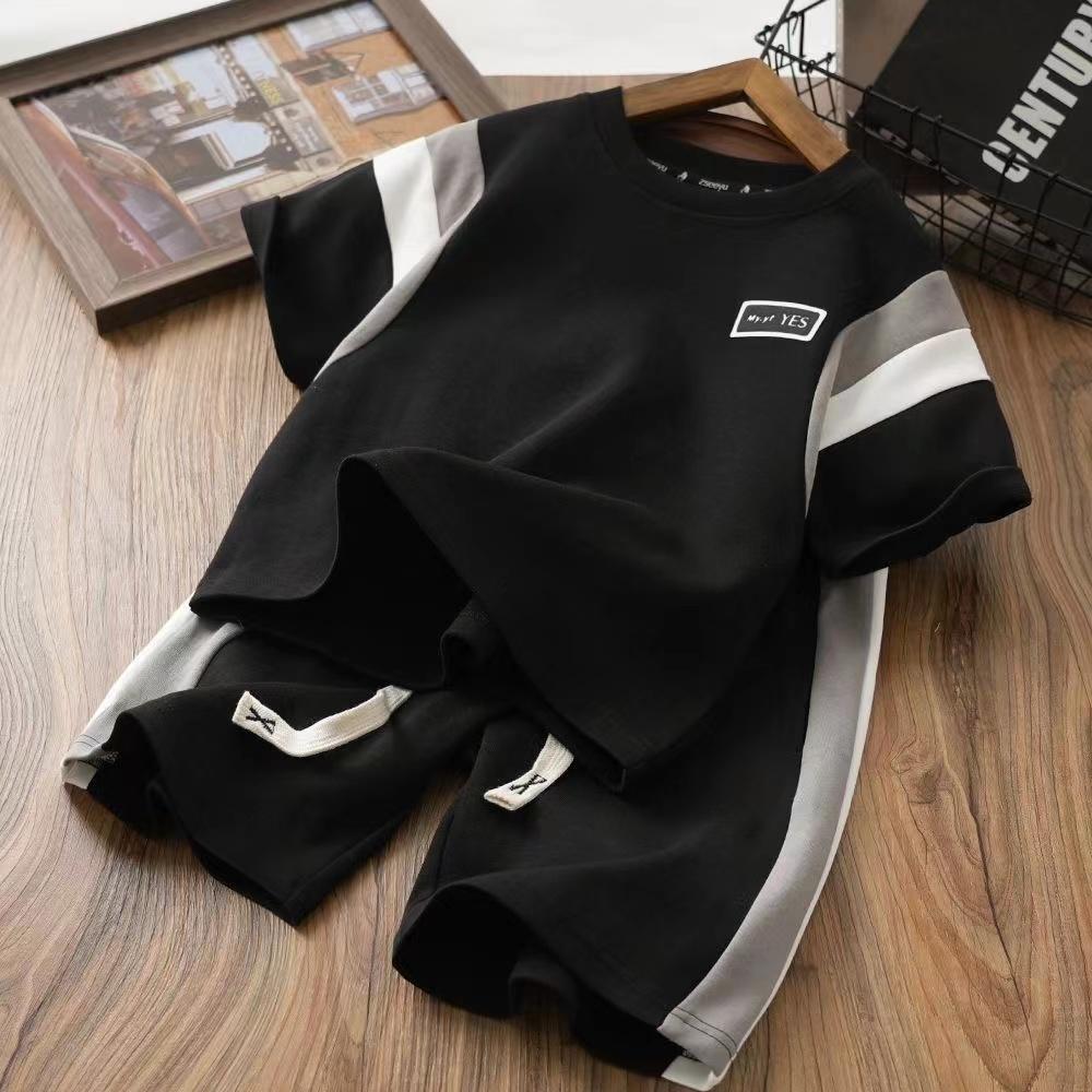 New Round Neck Short Sleeved Set for Boys and Children In Summer
