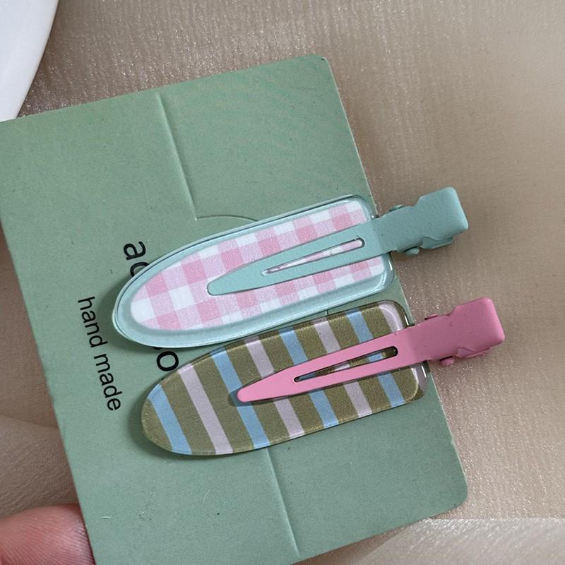 Set of 2 Cute Floral and Polka Dot Duckbill Hair Clips