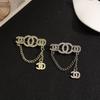 Xiaoxiang Double Letters High-end Light Luxury Chain Collar Pin Accessories Brooch