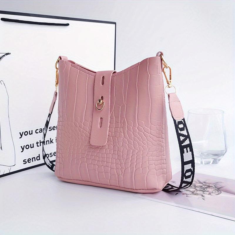 Women's PU Crocodile-Embossed Shoulder Bag Large Capacity Small Square Crossbody Purse Women's Cute Crossbody Bag