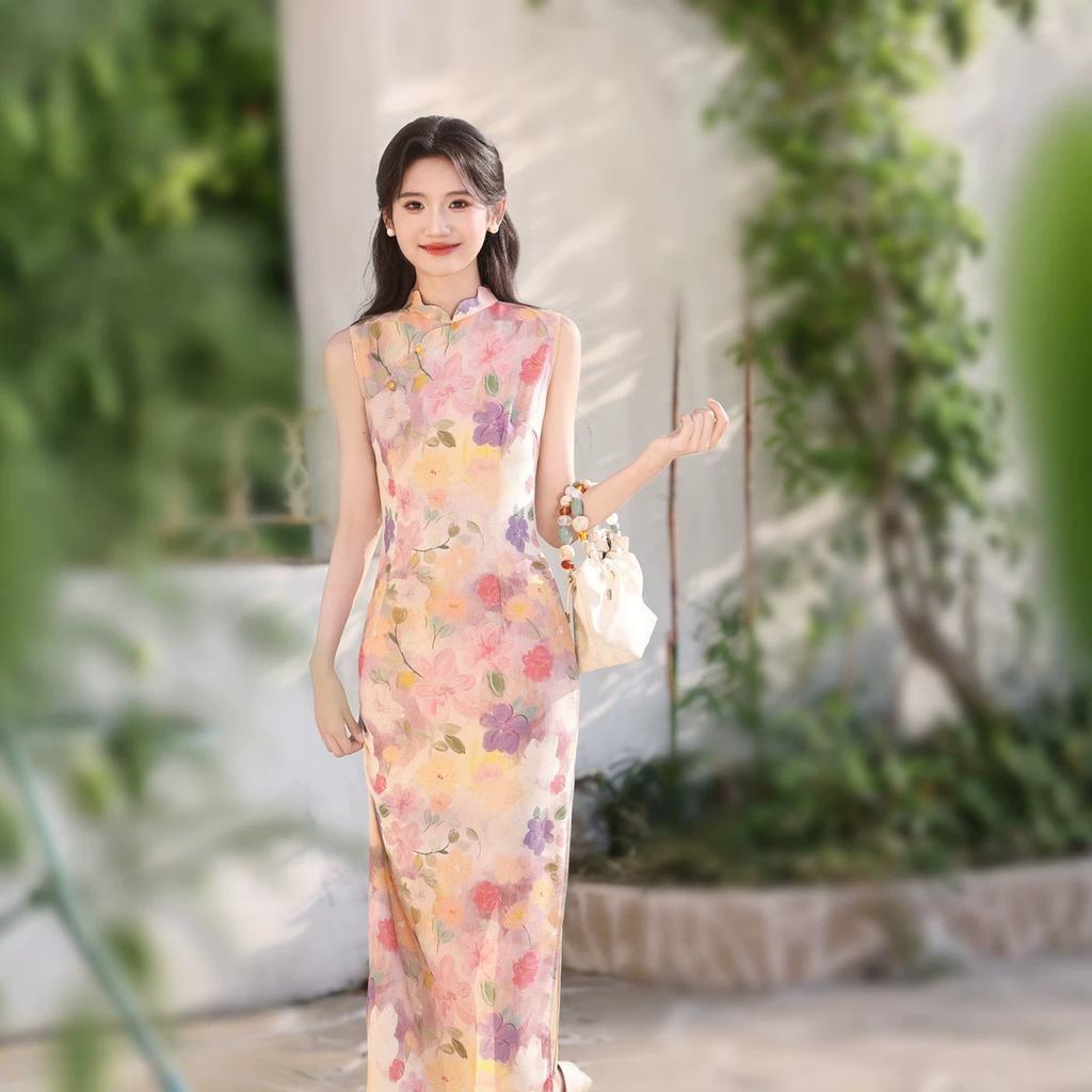 New Chinese sleeveless cheongsam 1011 new women's summer daily wear young floral dress temperament is beautiful