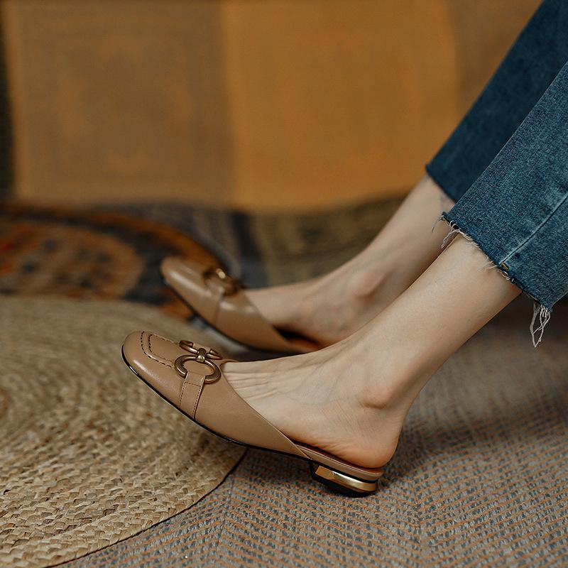 Baotou Half Slippers Women's Summer Outer Wear Fashion 2025 New Horse Buckle Square Head Lazy Flat Muller Shoes
