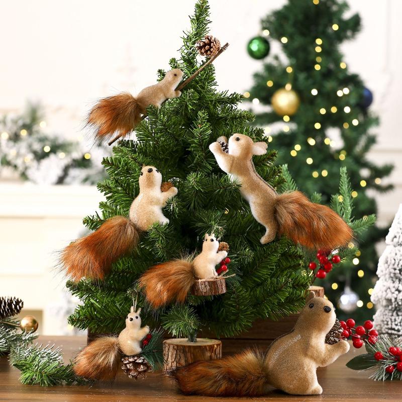 1PC Christmas Squirrel Decoration Holiday Decoration Simulation Squirrel Small Pendant Christmas Tree Creative Decorations