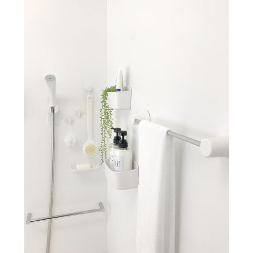 Towa Sangyo Magnetic Bath Towel Hanger, White, Approx. 45.1 x 5.3 x 6.7 cm, Sticks to Bathroom Walls
