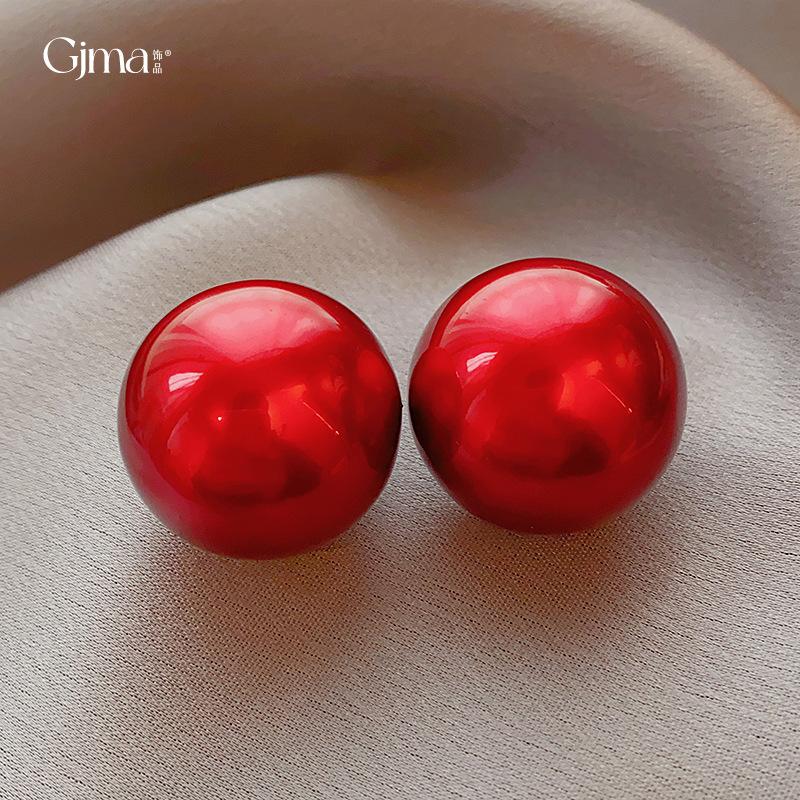 Retro red round pearl stud earrings simple versatile earrings European and American exaggerated earrings women