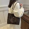 Trendy Leopard Pattern Tote Bag For Women Chic Minimalist Shoulder Handbag With Large Capacity