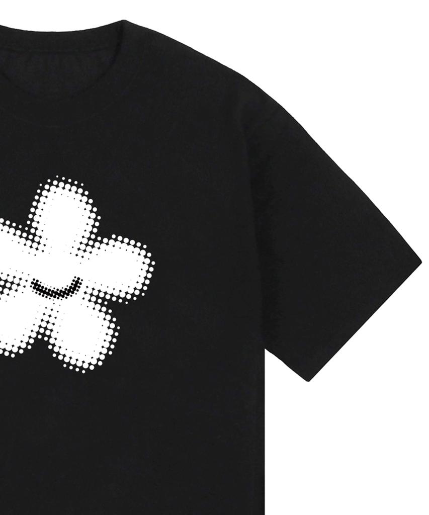 GRAVER [Unisex] Silhouette Flower Smile Short Sleeve T-Shirt_Black