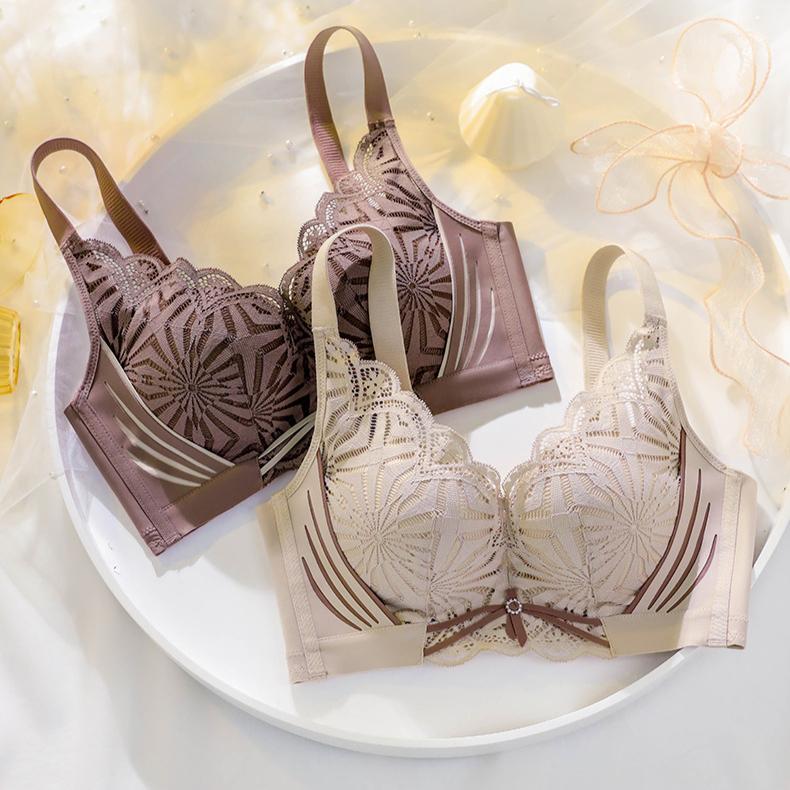 Silk Lingerie for Women Without Steel Rings Gathered and Gathered with Complementary Breasts Anti Sagging Adjustable Lace Latex Bra