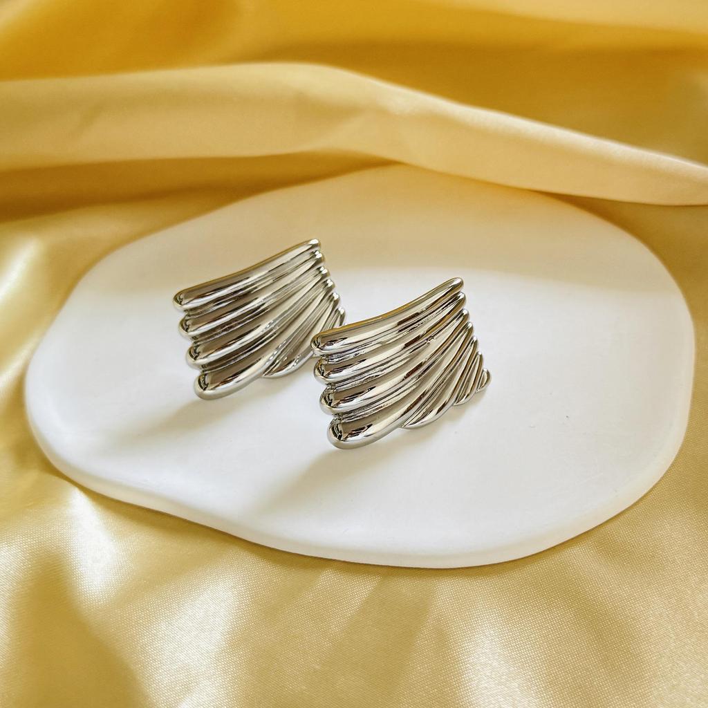 18K Gold-Plated Copper Geometric Square Stripe Earrings: European/American Fashion