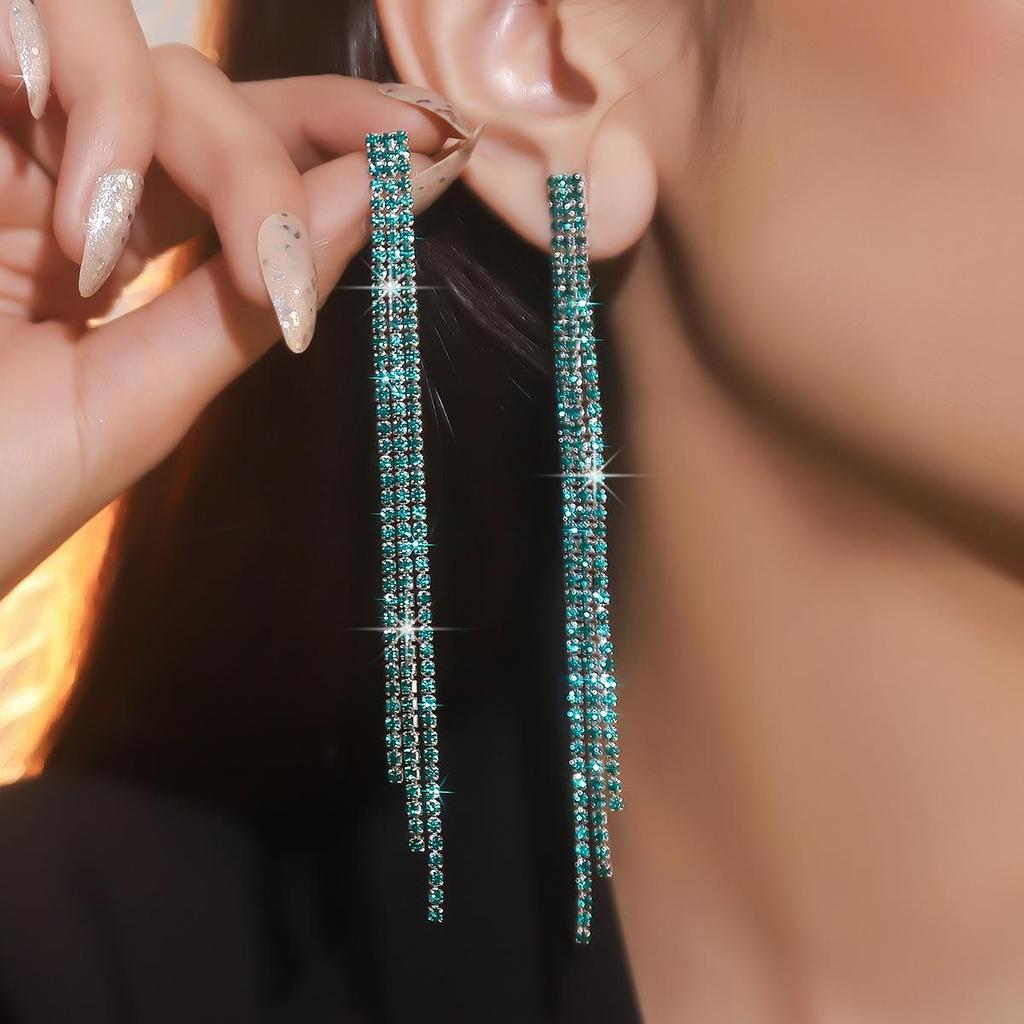 Smaragd Strass Luxe Kwast Oorbellen - Veelzijdig Drie-Rijige Ketting Ontwerp voor Vrouwen